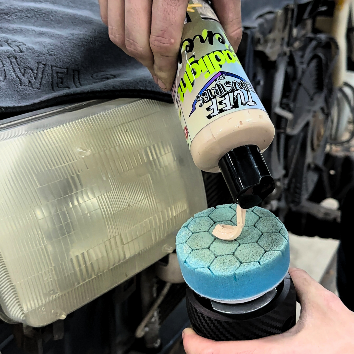 Headlight Renew - Hybrid Plastic Polish