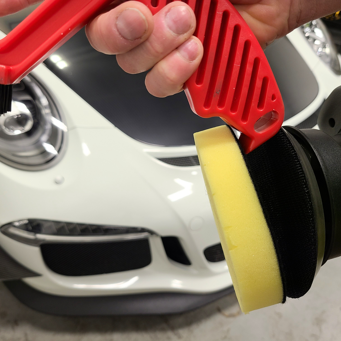 HEX Brush - Polishing Pad Cleaning & Conditioning Brush