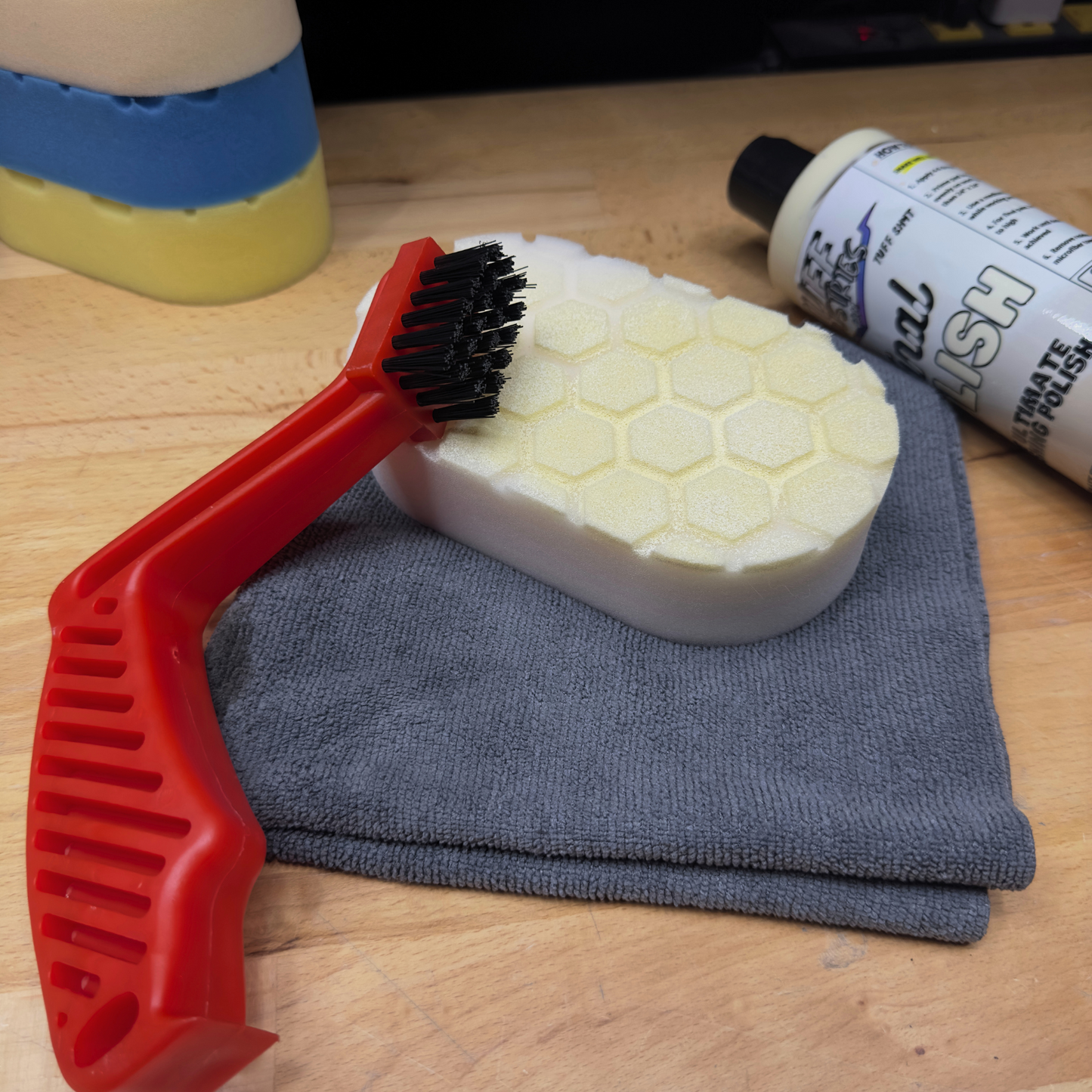 HEX Brush - Polishing Pad Cleaning & Conditioning Brush