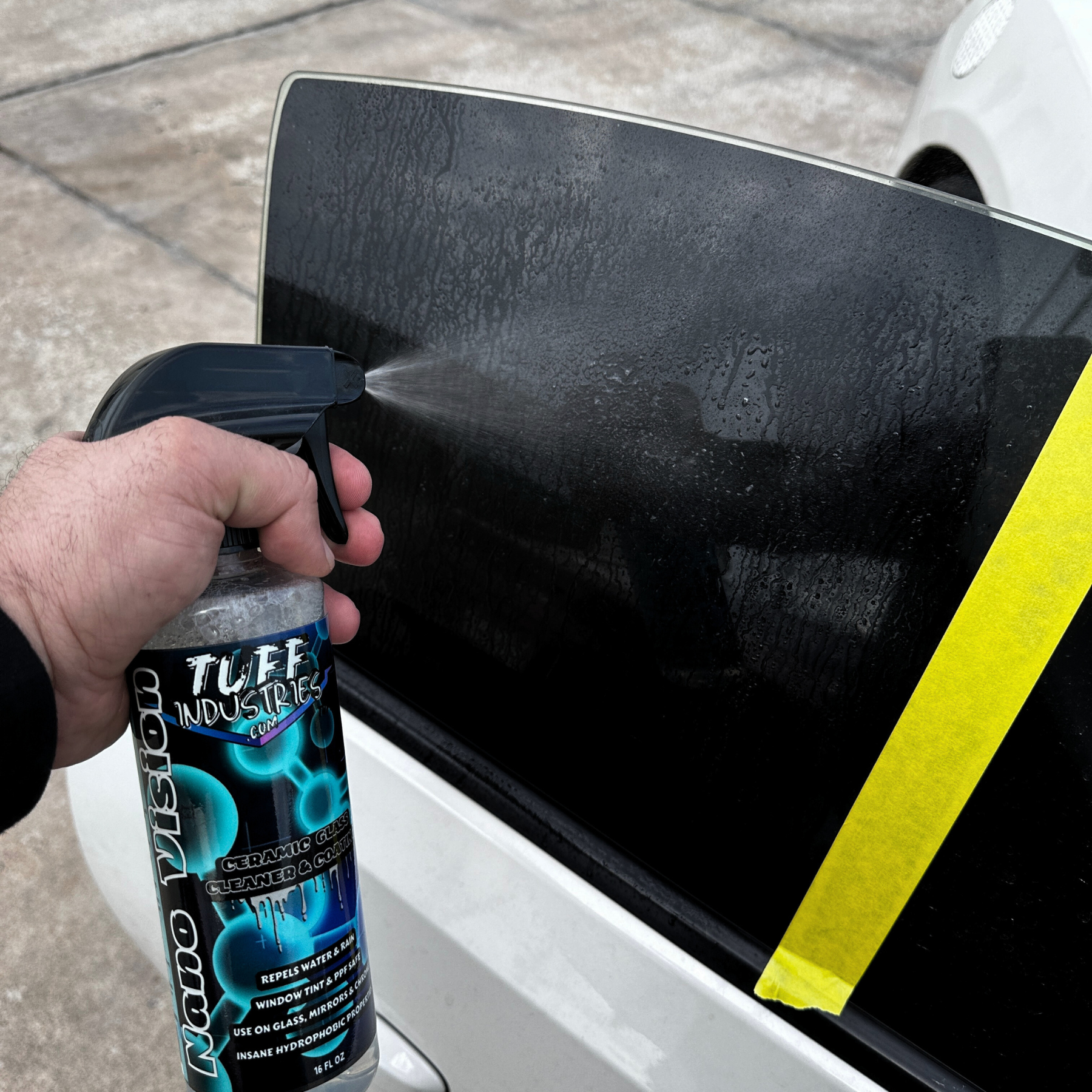 Barbicide ship shape professional surface cleaner 1000 ml Barbicide ship shape professional surface cleaner 1000 ml